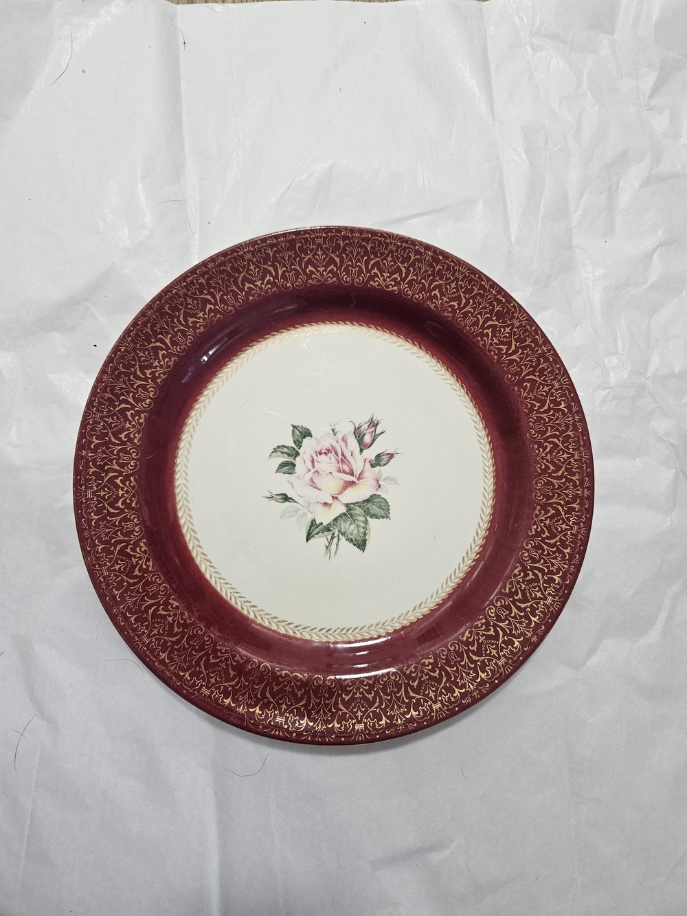 Vintage 1953 Homer Laughlin "Lady Stratford" Dinner Plate - 22K Gold & Maroon
